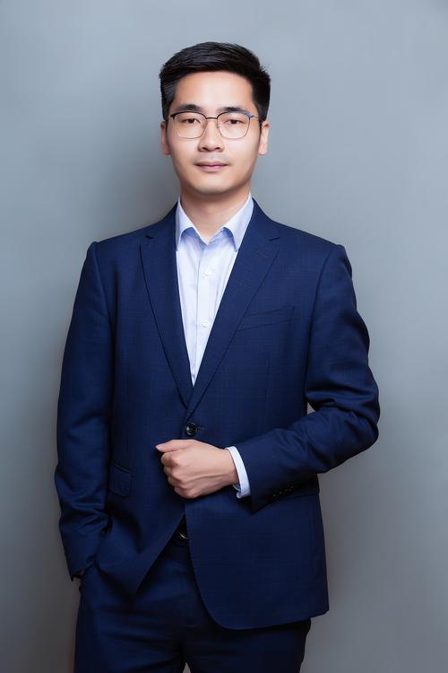 何乔友 技术统筹负责人